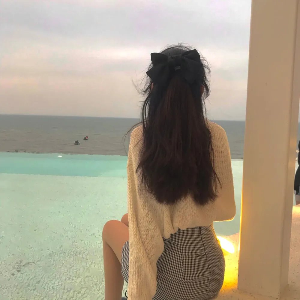 偷偷摸摸